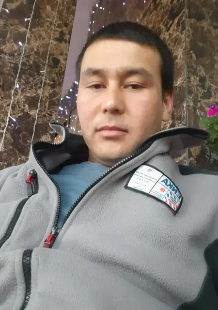 Я Нурик, 31, знакомлюсь для дружбы в Южно-Сахалинске