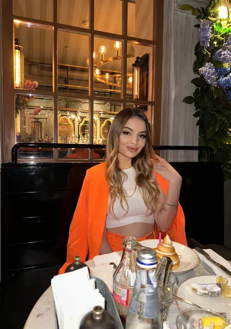 Я Валерия, 26, из Таганрога, ищу знакомства без обязательств