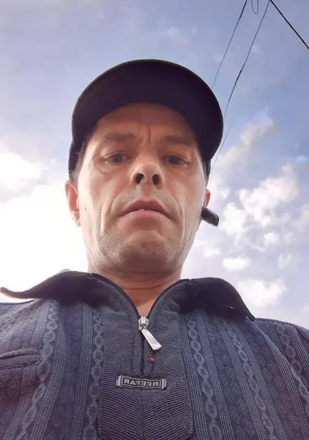 Алексей из Североуральска, ищу на сайте знакомства на одну ночь