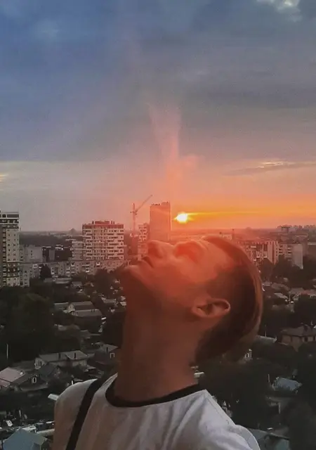 Я Privet, 21, из Иванова, ищу знакомства без обязательств