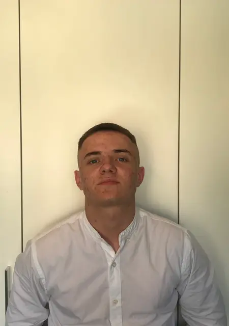 Я Moderated, 21, знакомлюсь для вирта в Альметьевске