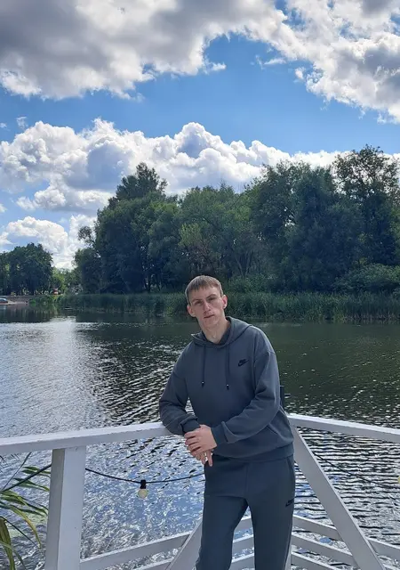 Дмитрий из Курска, ищу на сайте приятное времяпровождение