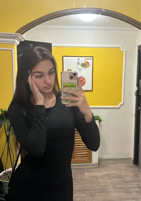 Я Ксения, 21, знакомлюсь для общения в Вологде