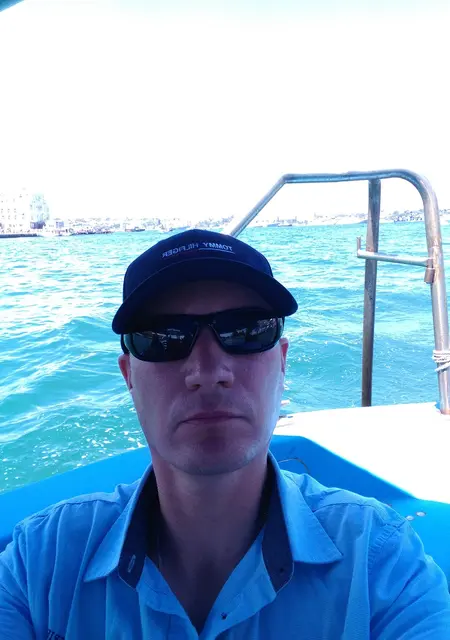 Я Александр, 44, знакомлюсь для постоянных отношений в Судаке