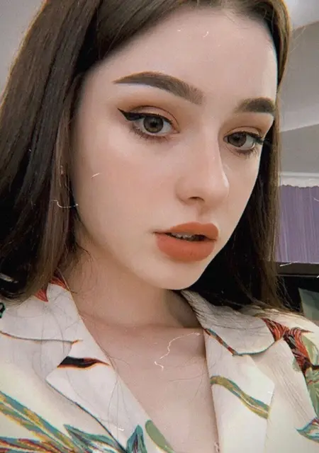 Маша из Шахт, ищу на сайте знакомства на одну ночь