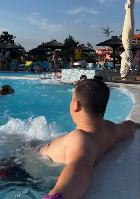 Александр из Пятигорска, мне 25, познакомлюсь на одну ночь