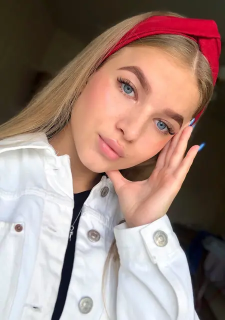 Я Карина, 25, из Орла, ищу знакомство для постоянных отношений