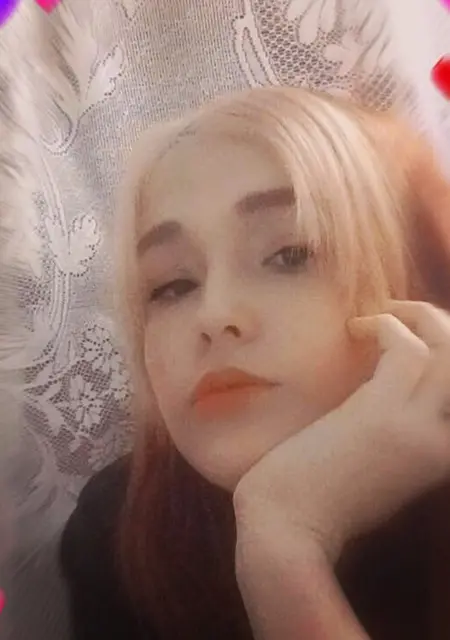 Я Аня, 25, знакомлюсь для вирта в Туране