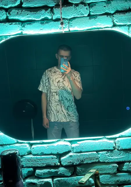 Я Михаил, 24, знакомлюсь на одну ночь в Балакове