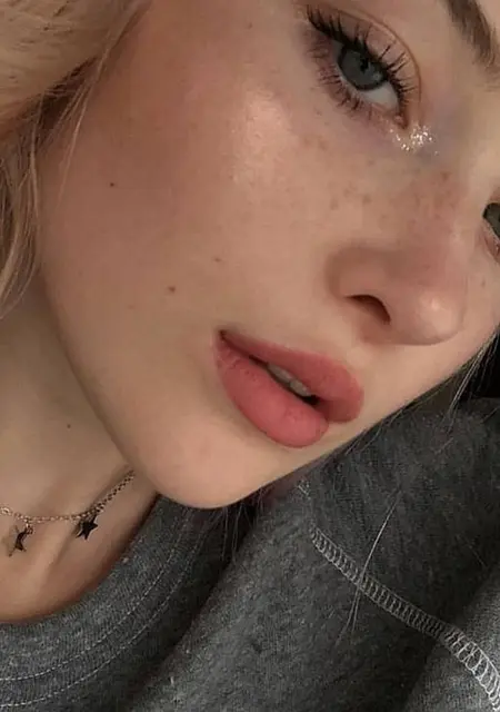 Я Виолетта, 22, знакомлюсь для дружбы в Ярославле