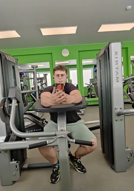 Я Сергей, 20, знакомлюсь без обязательств в Липецке
