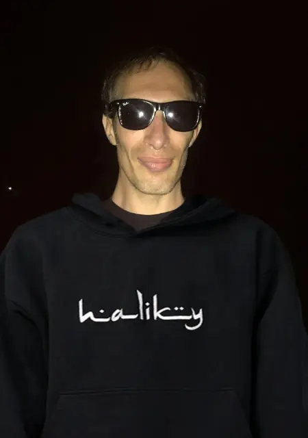 Олег из Нижнего Новгорода, ищу на сайте знакомства на одну ночь