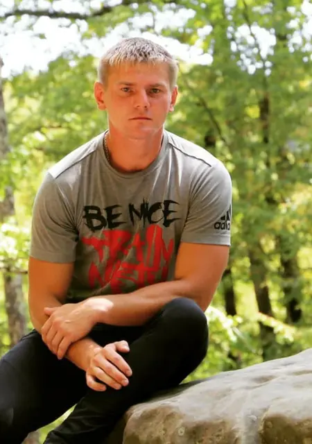 Я Сергей, 35, знакомлюсь для общения в Орске