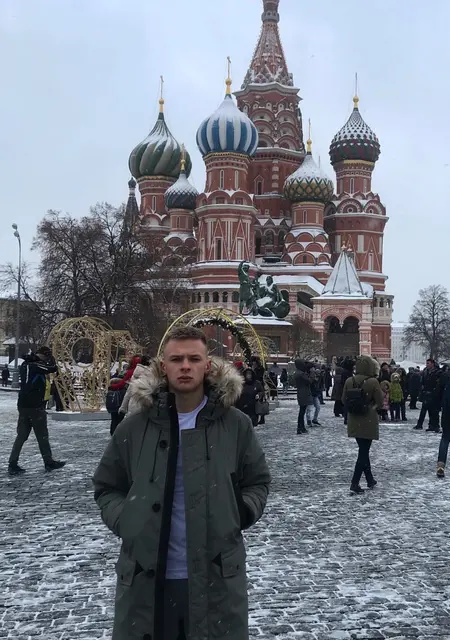 Владислав из Судака, мне 27, познакомлюсь для приятного времяпровождения