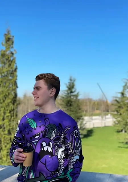 Я Максим, 24, знакомлюсь на одну ночь в Каневской