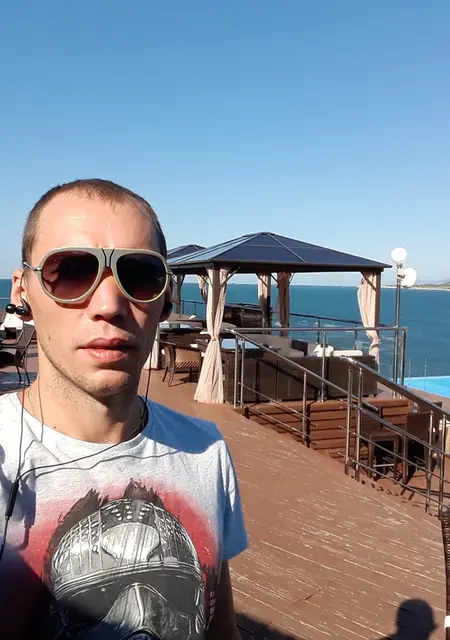Я Евгений, 38, из Геленджика, ищу знакомство для общения