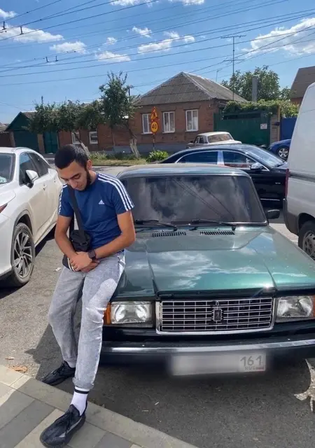 Арман из Таганрога, мне 19, познакомлюсь на одну ночь