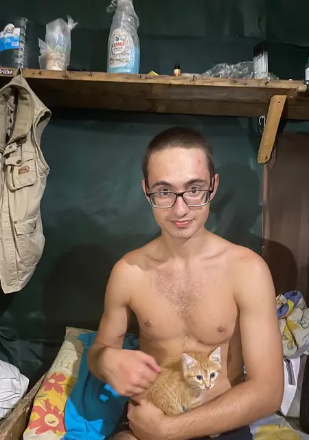 Я Георгий, 23, из Железнодорожного, ищу знакомство для постоянных отношений