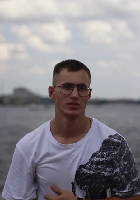 Даниил из Челябинска, ищу на сайте постоянные отношения