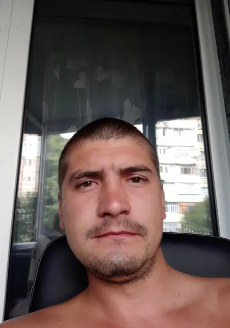 Я Максим, 29 років з Полтавы, шукаю знайомство для постійних стосунків