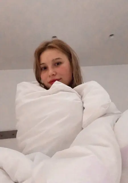 Олеся из Уфы, ищу на сайте знакомства на одну ночь