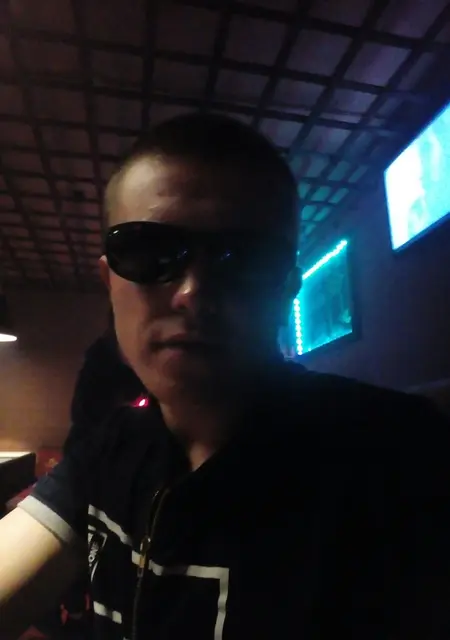 Кирилл из Ачинска, мне 27, познакомлюсь без обязательств