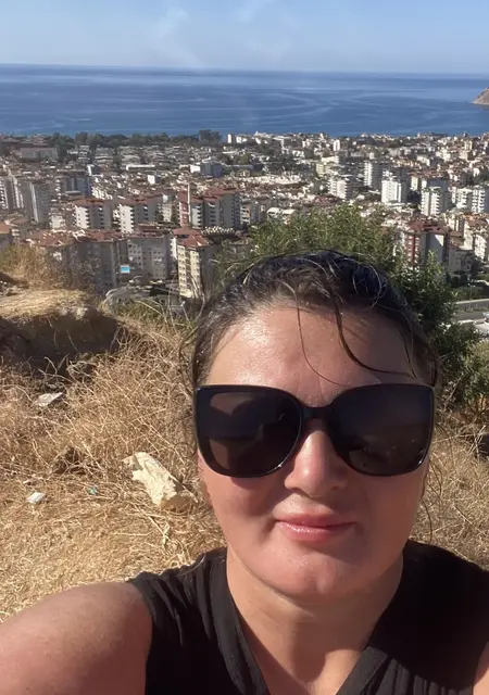 Я Marina, 35, из Екатеринбурга, ищу знакомство для совместных путешествий