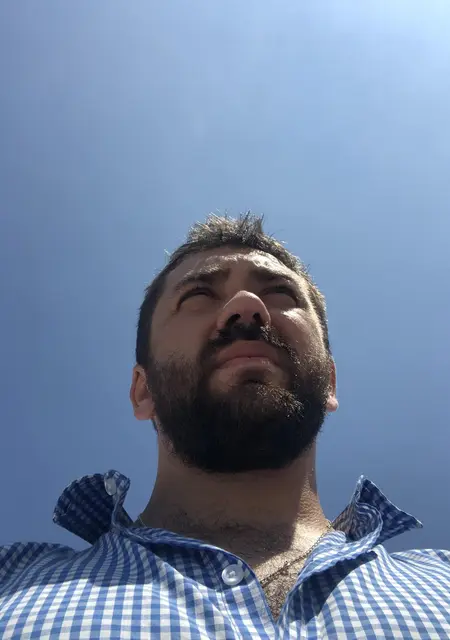 Артём из Анапы, мне 34, познакомлюсь без обязательств