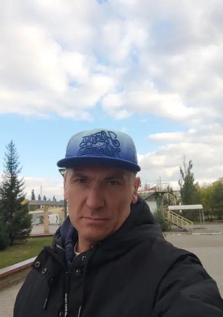 Андрей из Омска, ищу на сайте знакомства на одну ночь