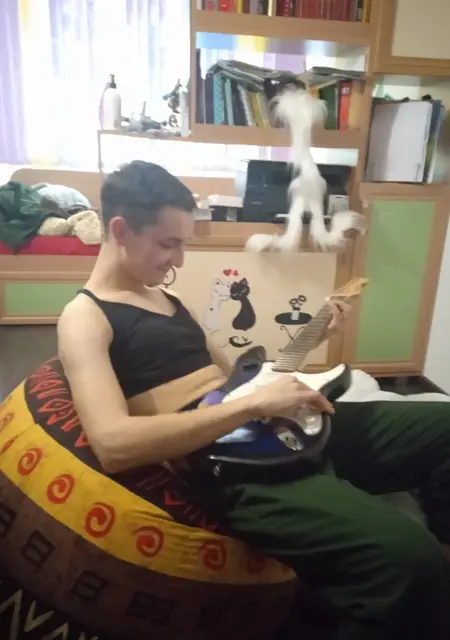 Владимир из Сызрани, ищу на сайте знакомства на одну ночь