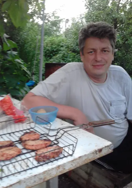 Алексей из Златоуста, мне 51, познакомлюсь без обязательств