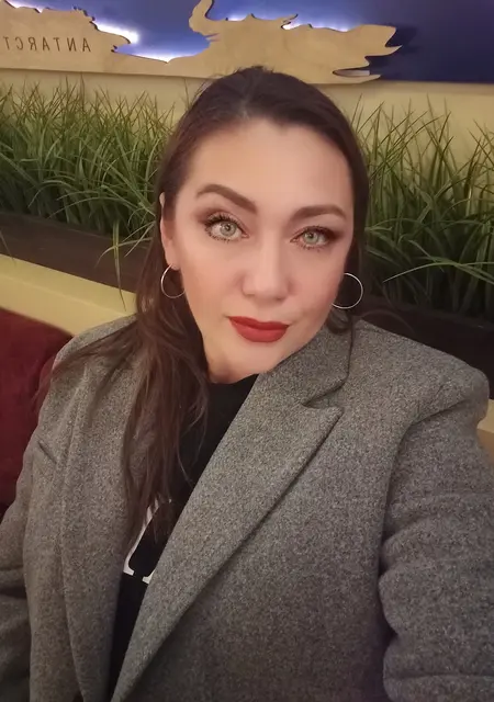 Я Яна, 41, знакомлюсь для постоянных отношений в Калининграде