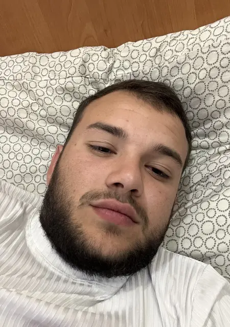 Я Миша, 23, знакомлюсь без обязательств в Афипском