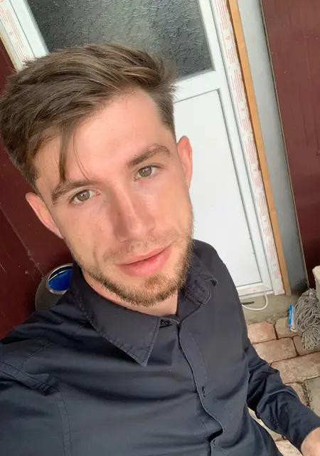 Я Aaa, 30, знакомлюсь для совместных путешествий в Москве