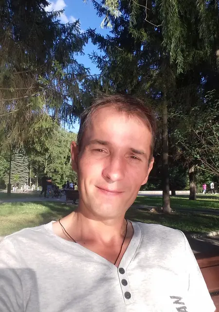 Андрей из Владикавказа, мне 47, познакомлюсь без обязательств