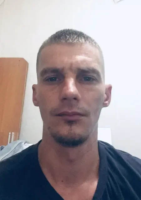 Миша из Находки, ищу на сайте знакомства на одну ночь