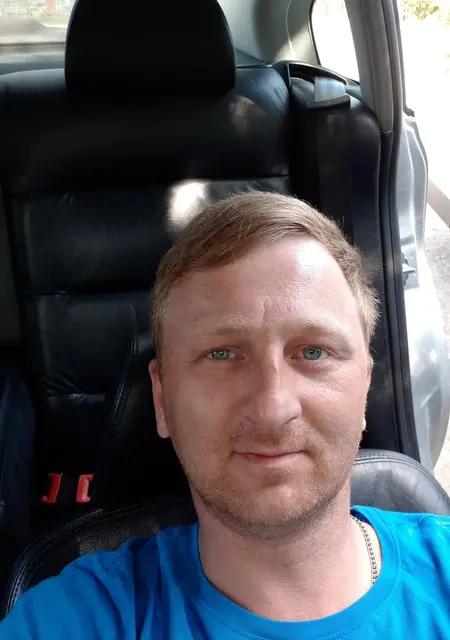 Сергей из Балакова, ищу на сайте знакомства на одну ночь