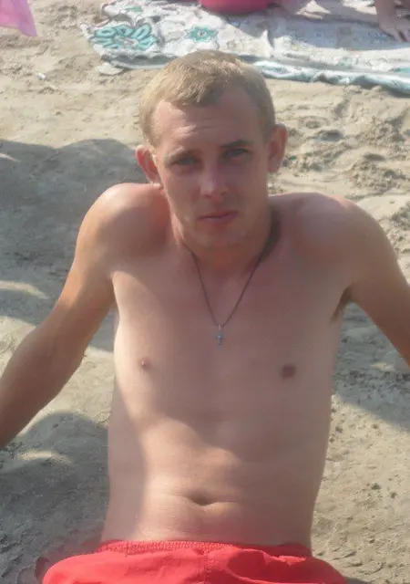 Я Дима, 34, из Анапы, ищу знакомство для постоянных отношений