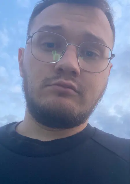 Александр из Щелково, мне 25, познакомлюсь для вирта