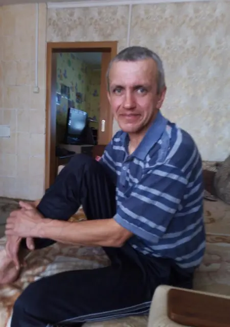 Я Алексей, 48, знакомлюсь на одну ночь в Салаире