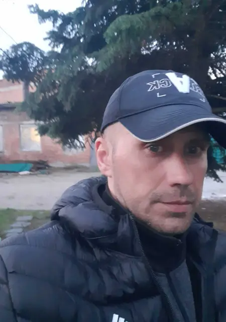 Виталий из Нальчика, мне 45, познакомлюсь без обязательств