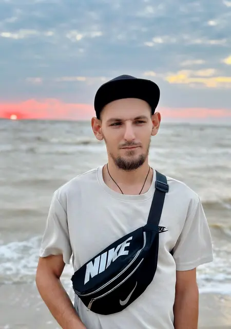 Сергей из Ейска, ищу на сайте общение