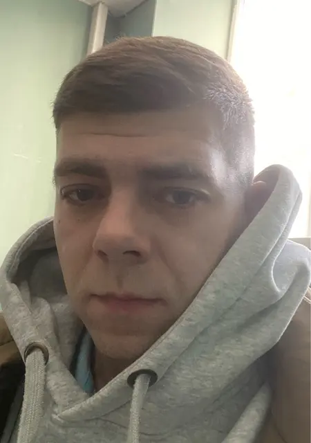Максим из Москвы, мне 37, познакомлюсь для открытые отношения