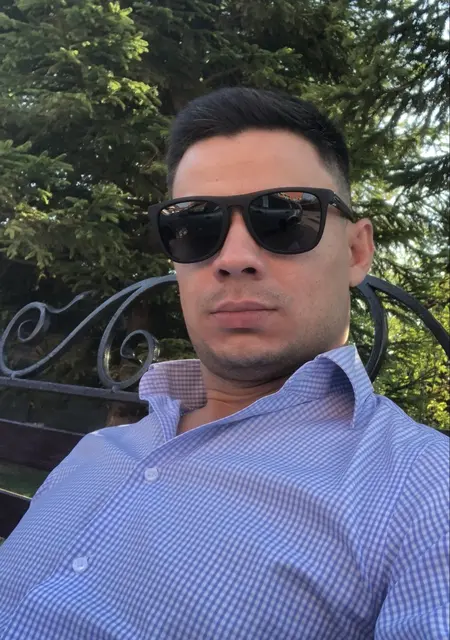 Я Эдуард, 39, знакомлюсь без обязательств в Москве