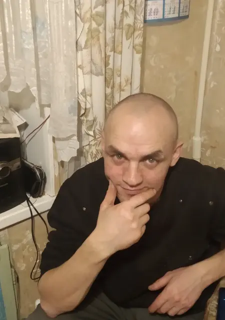 Жорик из Миасса, мне 44, познакомлюсь на одну ночь