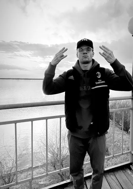 Даниил из Абакана, ищу на сайте знакомства на одну ночь