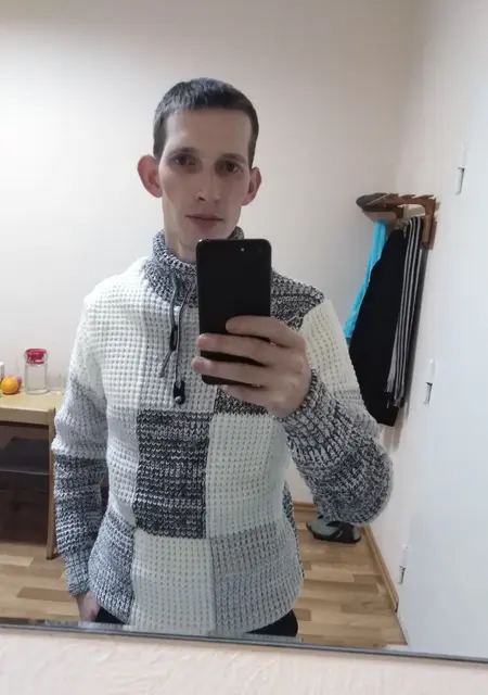 Максим из Гусева, ищу на сайте дружбу