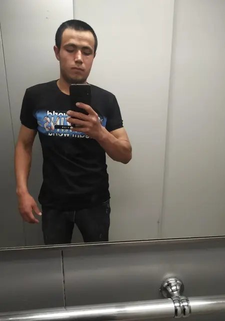 Я Алим, 29, из Рязани, ищу знакомство для вирта