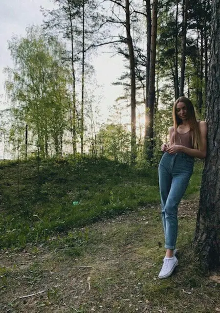 Я София, 25, из Симферополя, ищу знакомства без обязательств