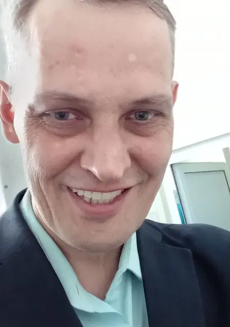 Станислав из Челябинска, ищу на сайте знакомства на одну ночь